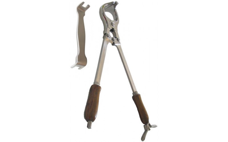 VI-823603 Castration Mature horses & bulls  19" long, mature horses & bulls